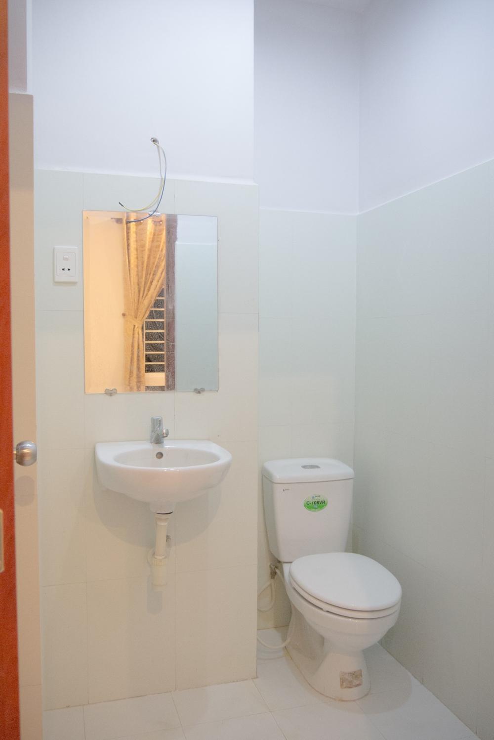 Tân Phú - Phòng cho thuê có thang máy máy lạnh, nước nóng, cáp quang