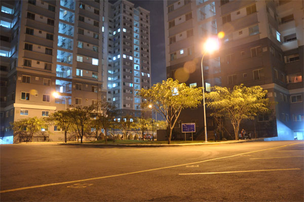 Cần cho thuê gấp căn hộ Era Lạc Long Quân, Quận Tân Bình, Dt: 70 m2, 2PN, tầng cao