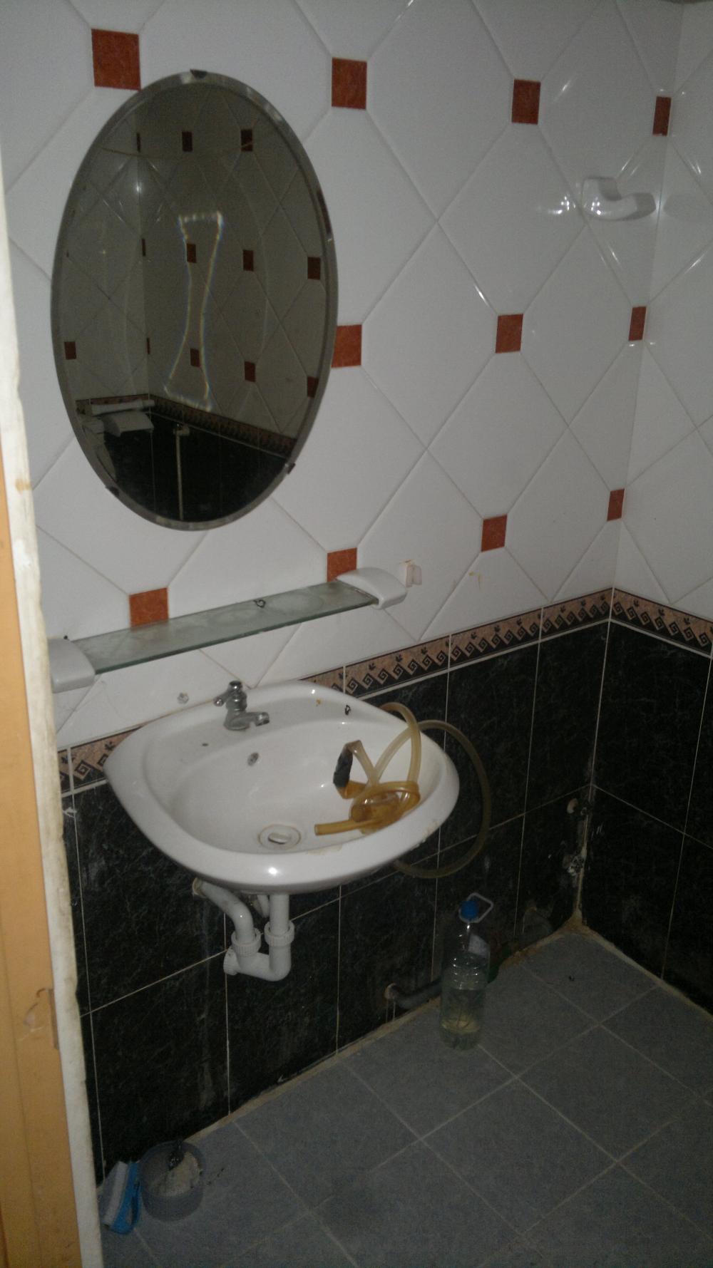 Chính chủ, cho thuê phòng trọ quận 10, 488 lý thái tổ,phường,10,Quận 10 ,Tp HCM ở được 5-6 người