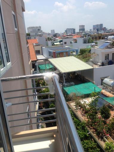 Cho thuê căn hộ dịch vụ Nguyễn Cửu Vân, quận Bình Thạnh: 8.2 triệu/tháng