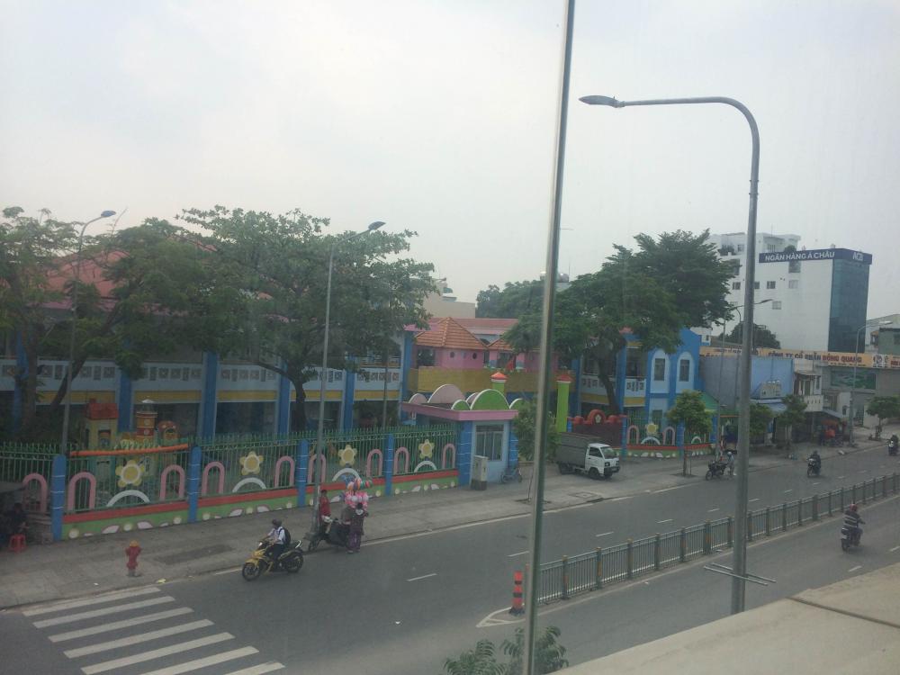 Cho thuê nhà góc 2 mặt tiền tại 60 Lũy Bán Bích, quận Tân Phú