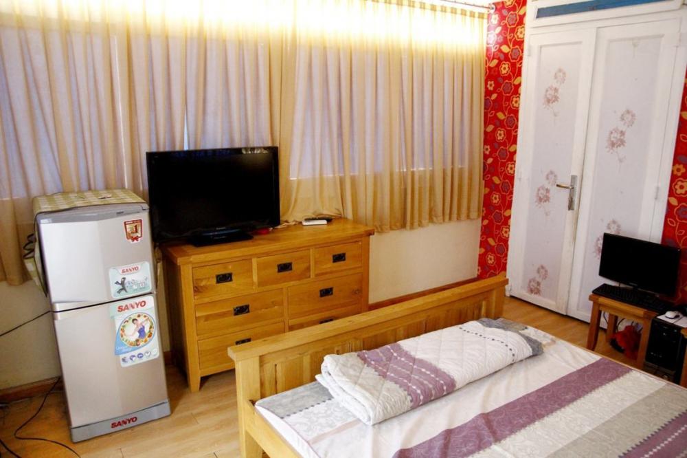 Cho thuê căn hộ dịch vụ mới đường Tôn Thất Tùng, quận 1, 25m2: 6.8 triệu/tháng