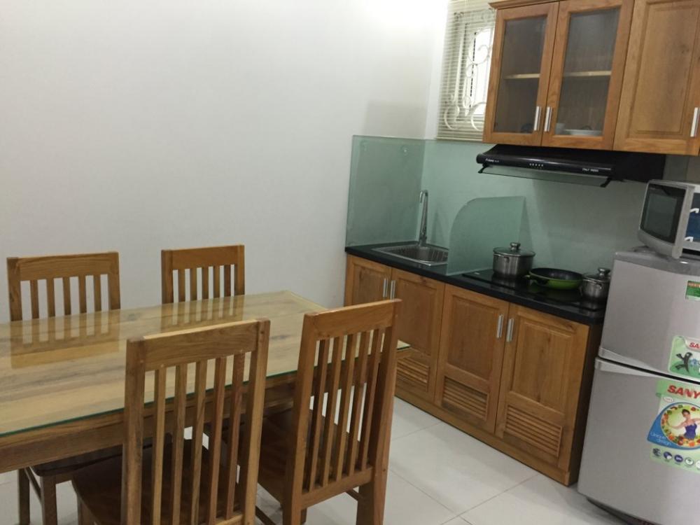 Cho thuê căn hộ dịch vụ đường Nguyễn Trãi, trung tâm Quận 1, thiết kế đẹp: 10.2 triệu/tháng
