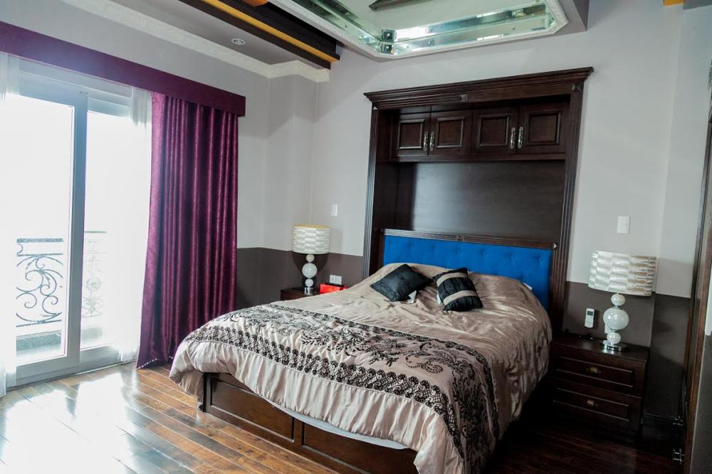 Cho thuê căn hộ dịch vụ penthouse đường Tăng Bạt Hổ, quận Bình Thạnh, 150m2: 40 triệu/tháng
