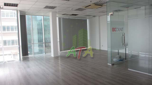 Tòa nhà văn phòng đường Trần Đình Xu, Q.1 DT 75 m2 giá 14 USD / m2 