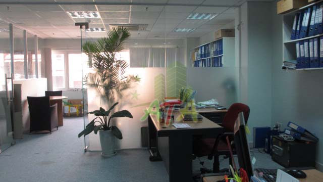 Văn phòng đường Nguyễn Bỉnh Khiêm, Q.1 diện tích 90 m2 giá 14 USD / m2 
