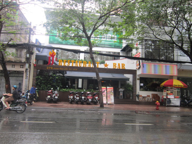 Cho thuê nhà mặt phố tại Đường Trường Chinh, Phường 14, Tân Bình, Tp.HCM