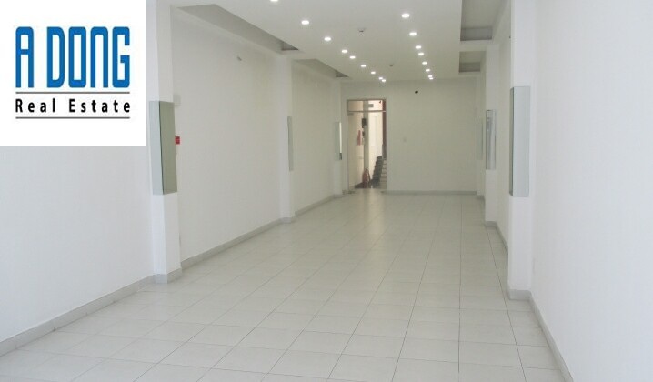 Văn phòng đẹp mặt tiền đường 3/2-DT 60m2 giá tốt 12Tr/Tháng LH 01263219886-0981970973