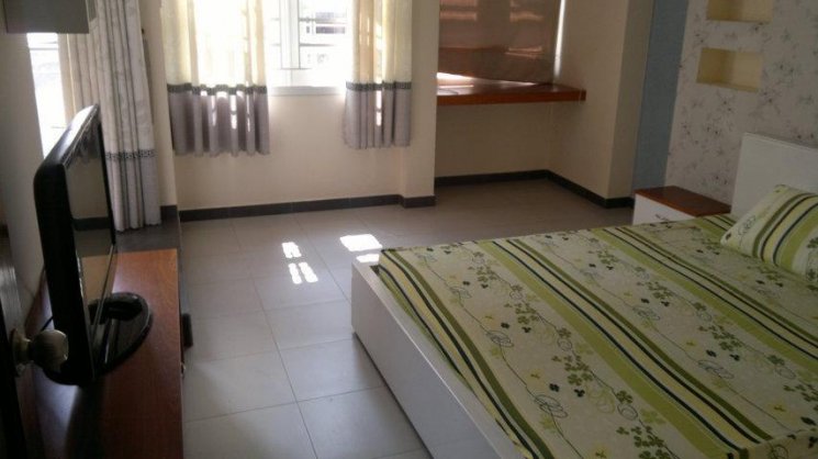 Cho thuê căn hộ dịch vụ quận Bình Thạnh, 01 phòng ngủ, DT: 50m2, giá 7.5 triệu/tháng
