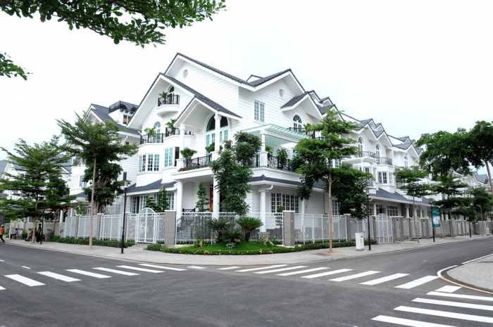 Cho thuê biệt thự Sài Gòn Pearl, nội thất cao cấp, giá cho thuê 71.62 triệu/tháng