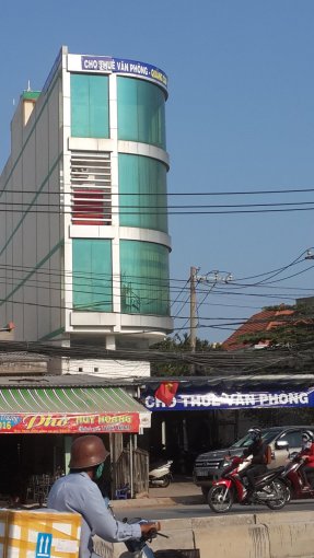 Tòa nhà đẹp, văn phòng thoáng đẹp đường Trần Não - DT 55m2 lầu 4, giá tốt 11tr/tháng-LH 01263219886