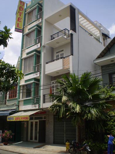 Cho thuê nhà mặt phố tại đường Lý Thường Kiệt, phường 11, Tân Bình, Tp. HCM