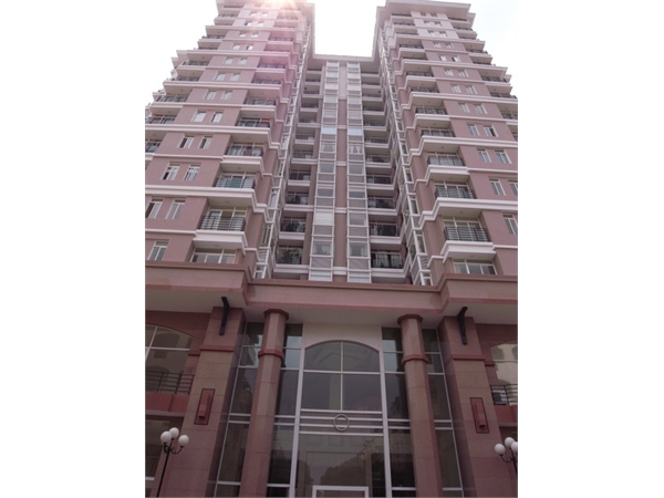 Cho thuê căn hộ Thuận Việt, Quận 11, DT 99m2 căn hộ 3 phòng ngủ, giá 13tr/th nhà có đầy đủ nội thất