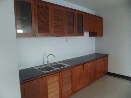 Cho thuê căn Penthouse chung cư SamLand Giai Việt, Quận 8, DT 400m2, 4PN, giá 24.49 triệu/th