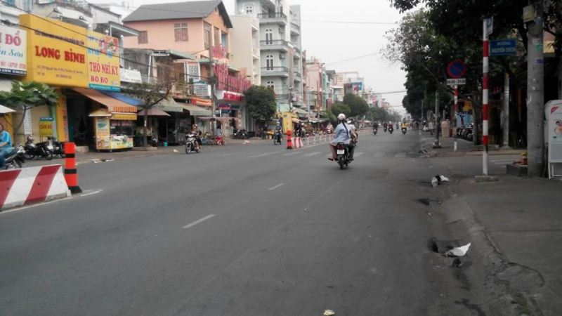 Mặt bằng hẻm xe hơi ngay góc ngã tư Trần Phú, Lê Hồng Ph, cách mặt tiền 1 căn
