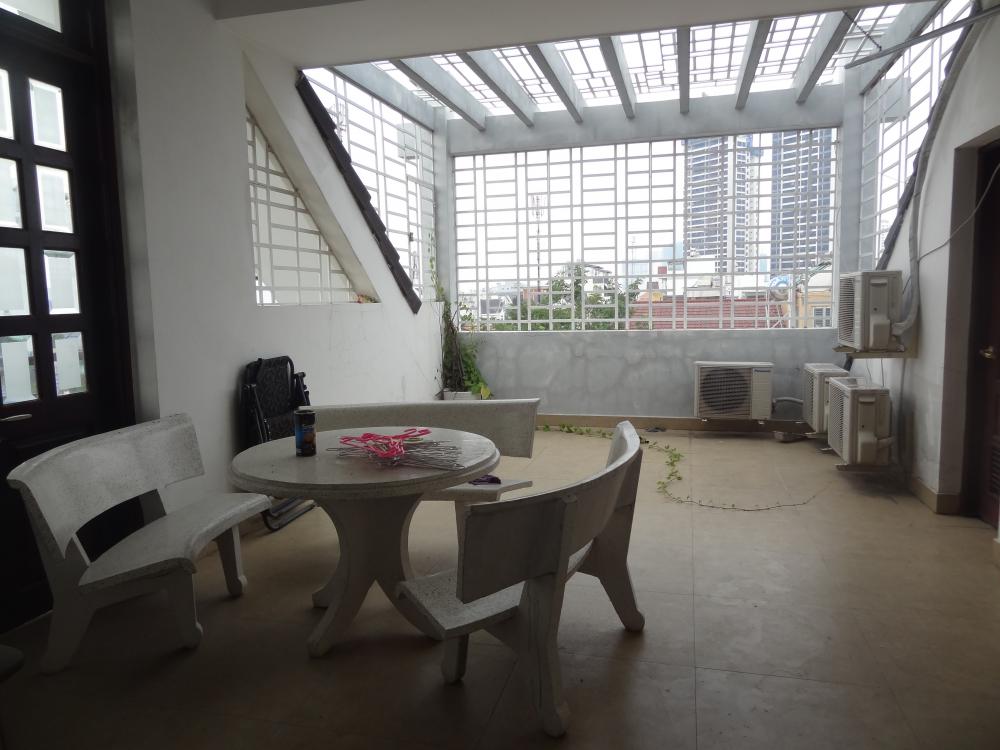 Cho thuê nhà phố Thảo Điền 8x17m, 4PN, 4WC, đầy đủ nội thất, giá chỉ có 36 triệu/tháng