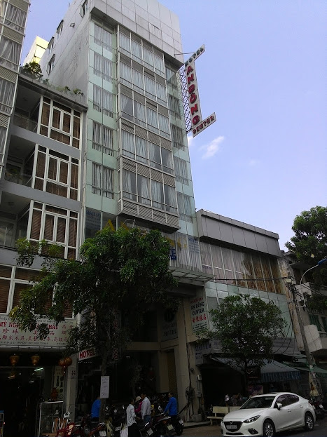 Cho thuê nhà mặt phố tại đường Hậu Giang, phường 5, quận 6, Tp. HCM