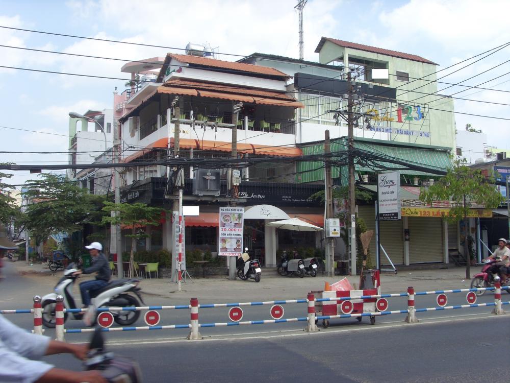 Cho thuê nhà mặt phố tại phố Nguyễn Thái Sơn, phường 3, Gò Vấp, Tp. HCM