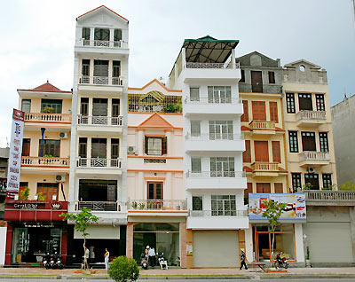 Cần cho thuê nhà nguyên căn đường Nguyễn Giản Thanh, Quận 10