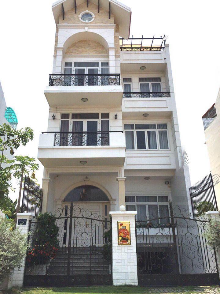Cho thuê nhà mặt phố tại dự án khu đô thị Him Lam Kênh Tẻ, Quận 7, diện tích 100m2