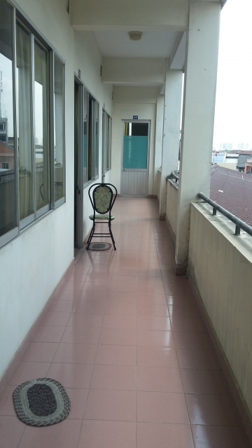 Cho thuê văn phòng quận 4, DT 200m2, giá rẻ 25tr/th, đường Nguyễn Tất Thành gần tòa nhà Copac, Q.4.