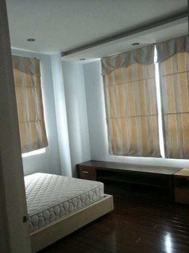 Cho thuê căn hộ chung cư Nguyễn Phúc Nguyên, Q3. 2 phòng ngủ nội thất cao cấp giá 14 triệu/tháng