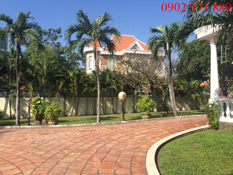 Cho thuê villa đường Song Hành, An Phú 7,5x20m, 120 tr/th trệt 1 lầu, có sân vườn, hồ bơi