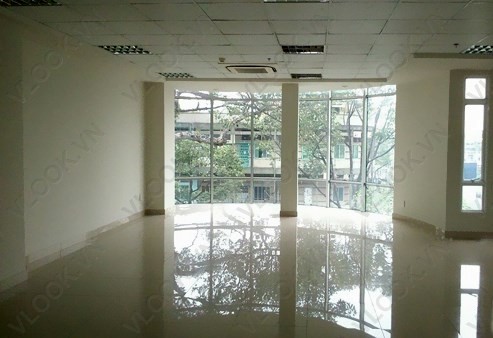 Văn phòng cho thuê full view cửa kính, đường An Dương Vương, 110m2, giá 27.5tr/th - 0938114256