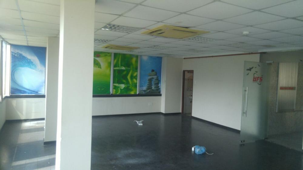 Cho thuê văn phòng 45m2 trên đường Nguyễn Thị Minh Khai, Q.1