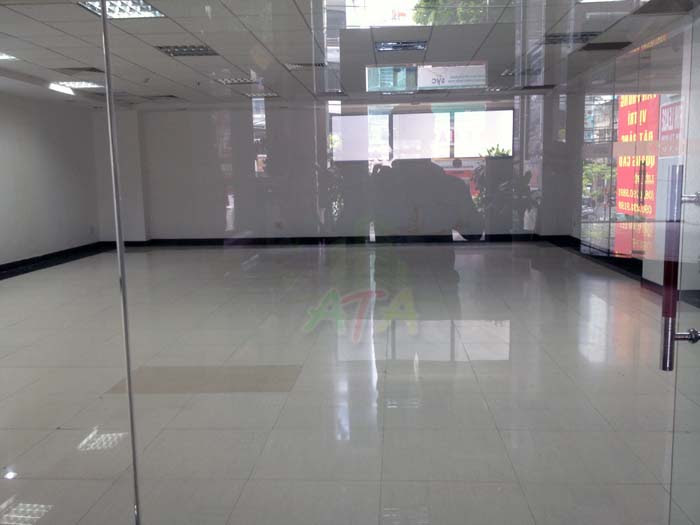 Văn phòng cho thuê tầng trệt đường Nguyễn Đình Chiểu, Q. 3, DT: 108 – 200 m2