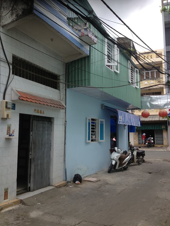 Cho thuê nhà trong hẻm 253 đường Hà Tôn Quyền, Q. 11, 4 phòng 3 toilet, giá 10 triệu/tháng