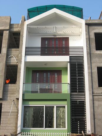 Nhà 3,8x30m, 2 lầu, MT CMT8, ngay CV Lê Thị Riêng