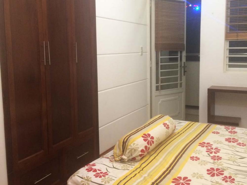 Cho thuê căn hộ Nguyễn Ngọc Phương quận Bình Thạnh có sàn gỗ, bồn tắm, hình thật