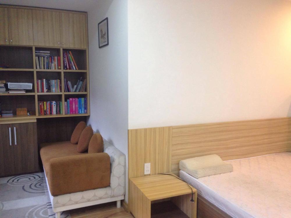 Cho thuê căn hộ Hưng Vượng 2, 147m2, căn góc, giá rẻ LH: 0931315446