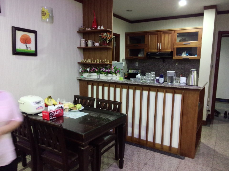 Cho thuê căn hộ Phú Hoàng Anh 129m2 nội thất dính tường 10tr/tháng 