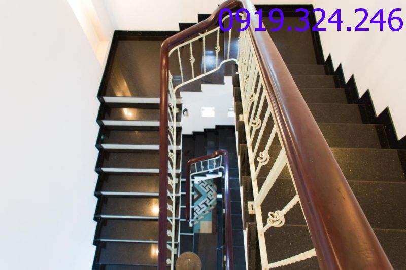 Cho thuê villa đường 18, An Phú, DT 10x20m, 4PN, đầy đủ nội thất giá 56.8 triệu/ tháng