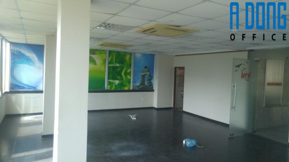 Văn phòng đẹp giá mặt tiền đường Nguyễn Thị Minh Khai, Q. 1, DT 80m2, giá 26 triệu/th bao phí QL