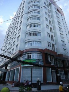 Cần cho thuê gấp căn hộ Thiên Nam, Quận 10, DT 115m2, 3 phòng ngủ, trang bị nội thất đầy đủ