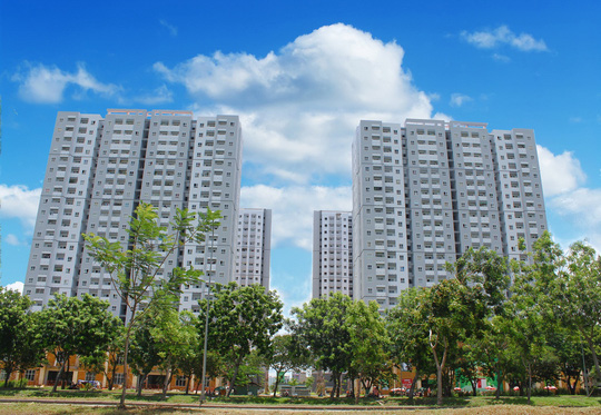Cần cho thuê gấp căn hộ Hoàng Quân Plaza gần Bình Chánh, DT 60m2, 2PN, đẹp giá 3.5 tr/th