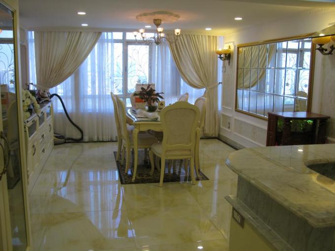 Cần cho thuê căn hộ 2PN và 3PN Phú Hoàng Anh nội thất siêu cao cấp nhà cực đẹp giá siêu rẻ