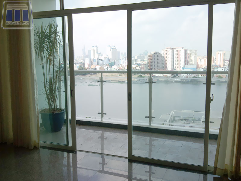 Cho thuê căn hộ Hoàng Anh Gia Lai Q2, giá 24.78 triệu/tháng (4pn, đủ NT, view sông). LH 0918486904