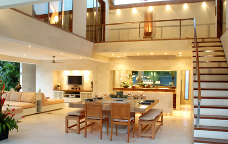 Cho thuê căn hộ Penthouse Phú Hoàng Anh 250m2 có 5PN nội thất Châu Âu giá 28 tr/th