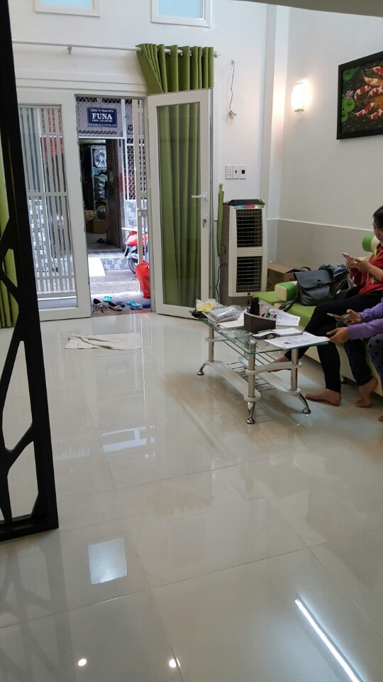Nhà cho thuê 94 Trần Khắc Chân, ngay ngã 4 Phú Nhuận, 60m2, 8tr/tháng