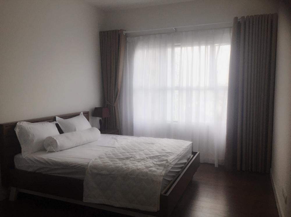 Cho thuê căn hộ 3 phòng ngủ Sunrise City giá rẻ. LH 0901373286