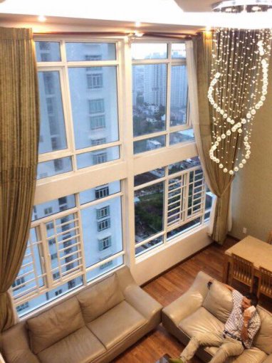 CC cho thuê 5 PN, DT nhà 220m2 Phú Hoàng Anh, Duplex 2 tầng cực đẹp, giá 18 tr/th. LH 0903388269