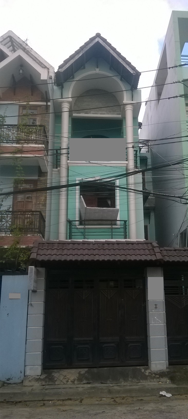 Cho thuê nhà đường Nguyễn Tư Nghiêm, Q. 2, DT 210m2, gồm 1 trệt, 2 lầu, giá rẻ. LH 0907706348 Liên