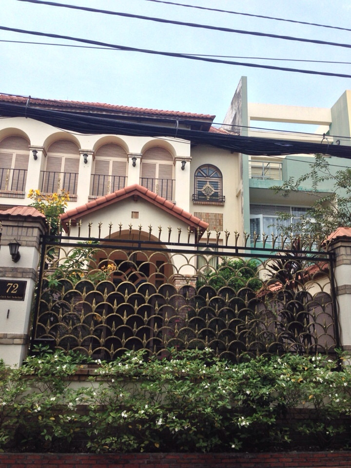 Nhà nguyên căn đường Tân Canh, Q. Tân Bình, 10x20m, 1 trệt 2 lầu, giá 68.31 triệu/tháng