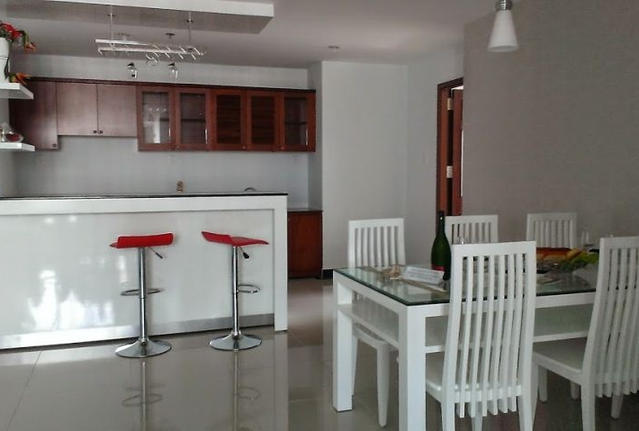 Cho thuê căn hộ Loft- House cao ốc Phú Hoàng Anh LH: 0931 777 200