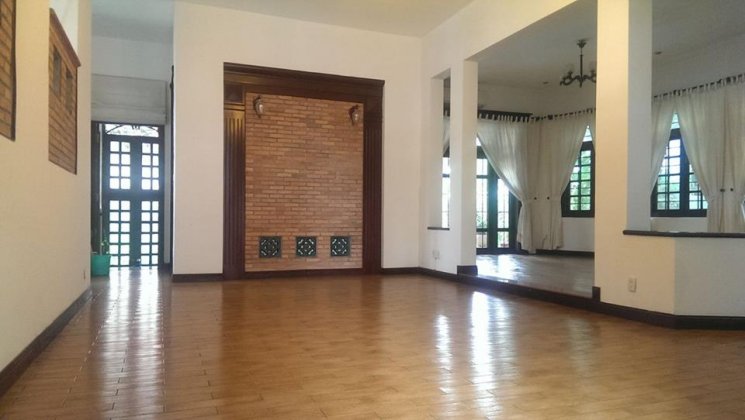 Cho thuê biệt thự Thảo Điền Nguyễn Văn Hưởng, quận 2, 4 phòng ngủ, 560m2, nội thất cao cấp