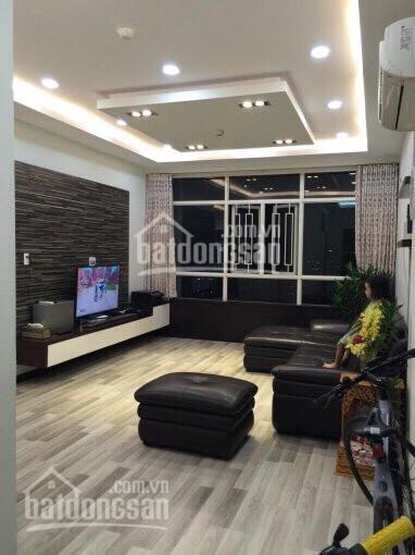 Cho thuê căn hộ Phú Hoàng Anh, 2PN 88m2 nhà decord lại mới 100%, nội thất đầy đủ. LH: 0935.424.223